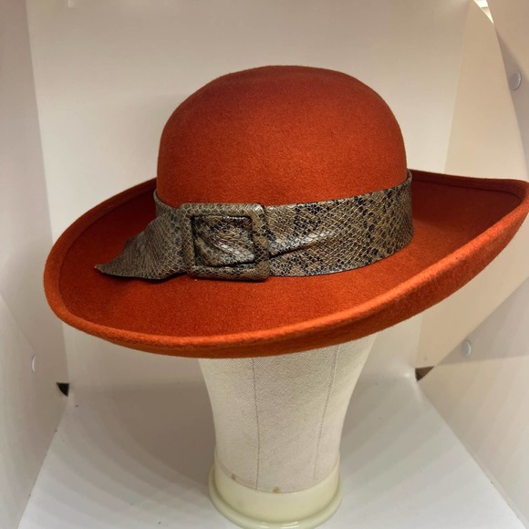 Vintage Neumann-Endler wool hat